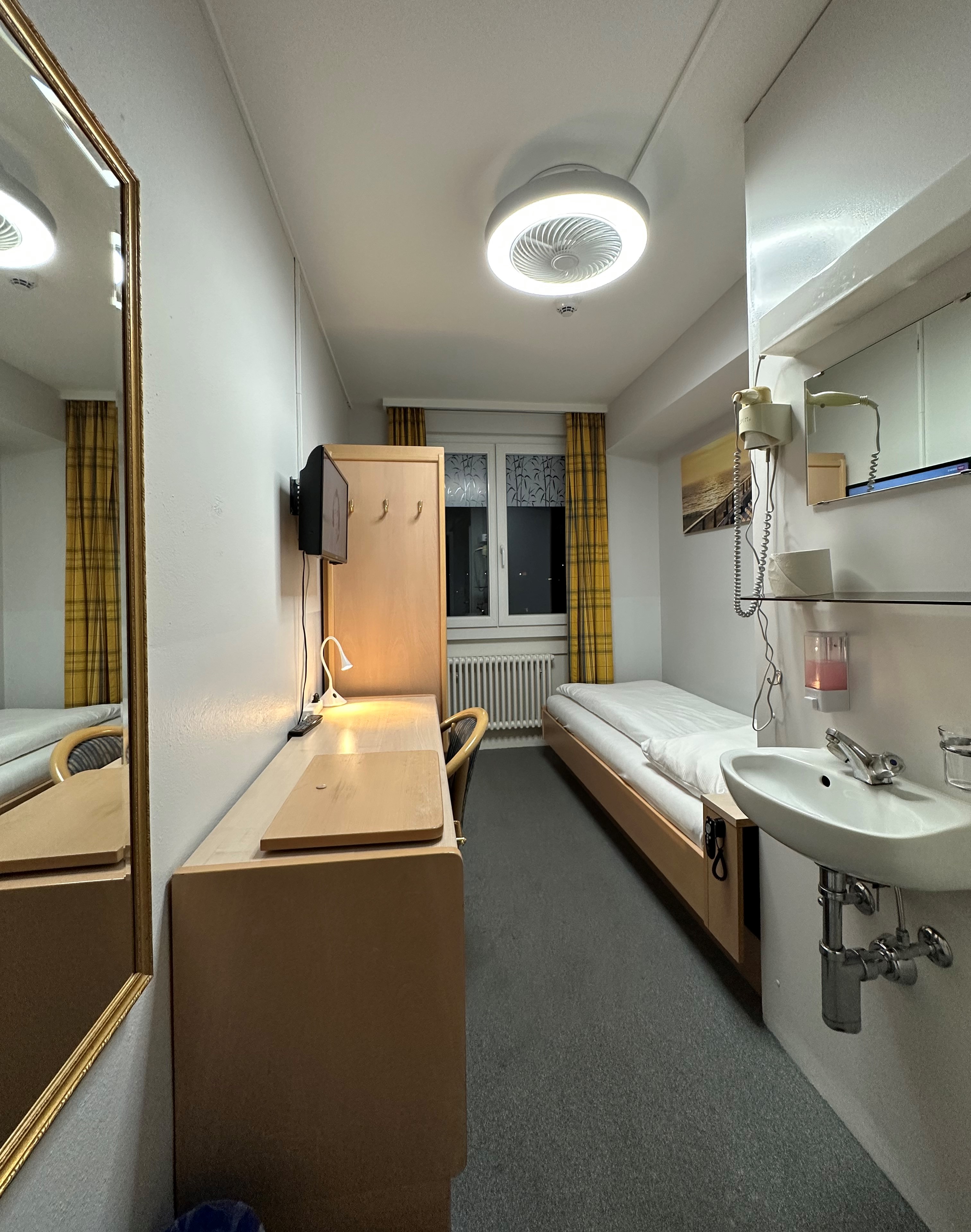 Single Room